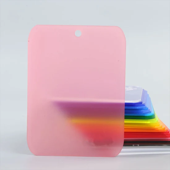 Lastra acrilica traslucida in plexiglass interno personalizzabile a colori